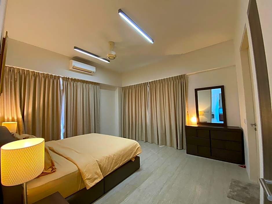 By The Sea@Side Seaview n swimming pool view #133A