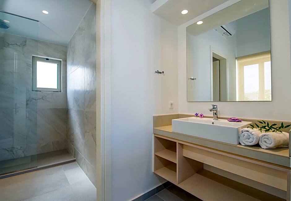 Lotus Hotel Apartments