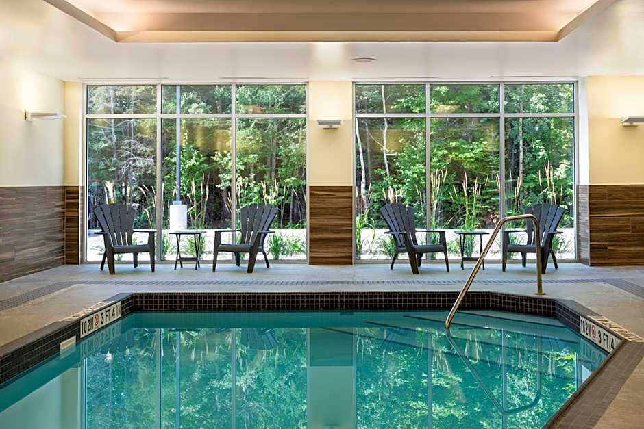 Fairfield Inn & Suites by Marriott North Bay