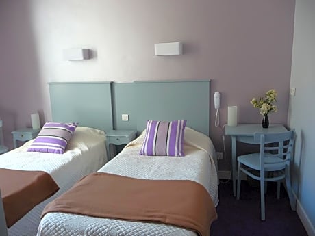 2 Beds