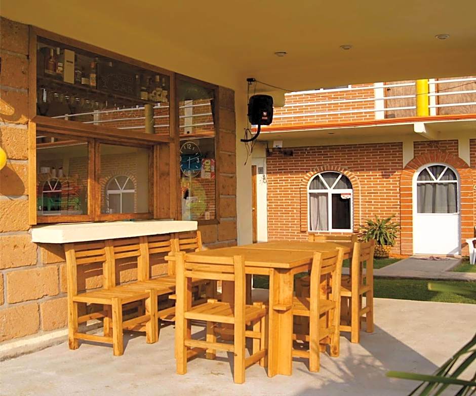 Hotel y Cabañas Quinta Los Cipreses