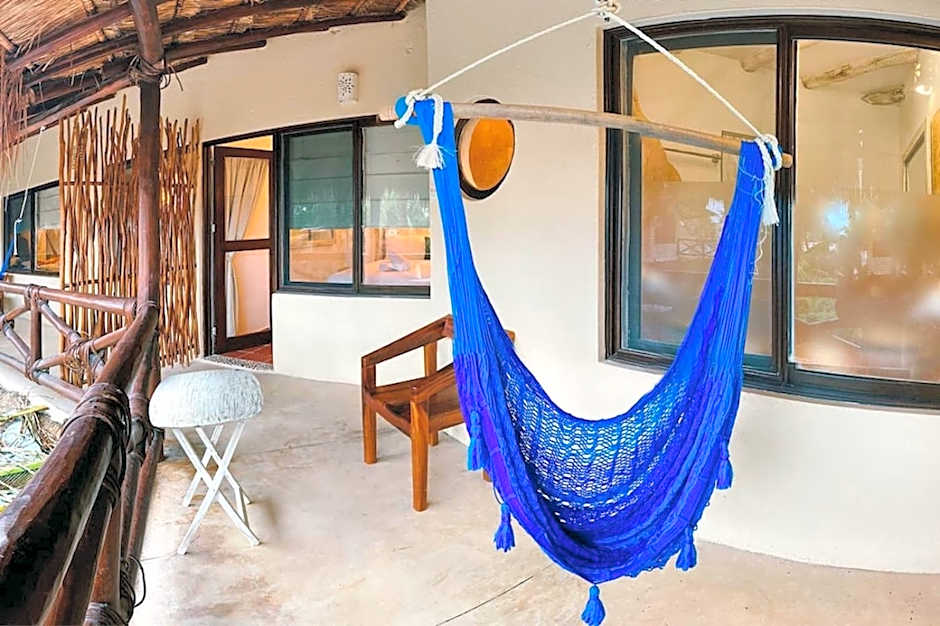 Holbox Dream Beachfront Hotel