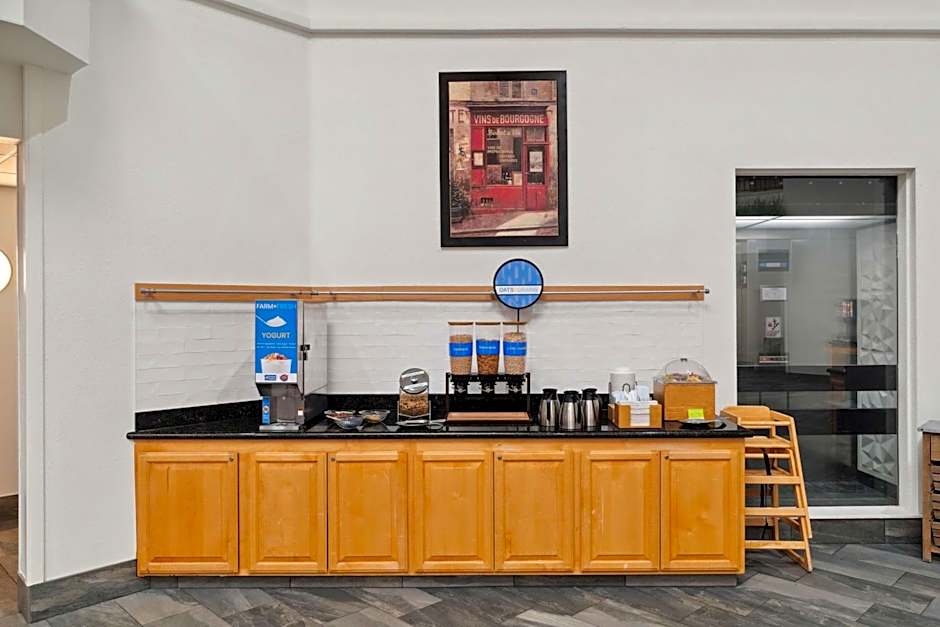 Sonesta Essential Vacaville - Napa Valley