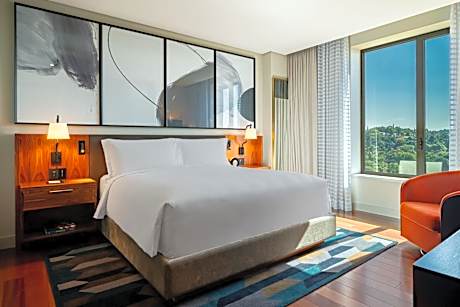 Luxury King Suite - Executive Lounge Access