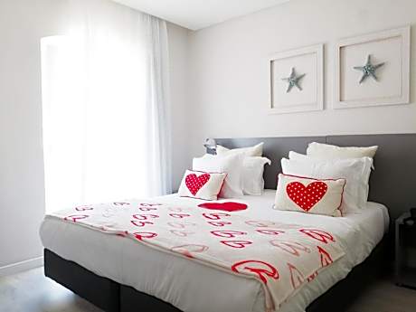 Double Room with Romantic Package
