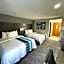 La Quinta Inn & Suites by Wyndham Indianapolis Airport Executive