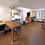 Hampton Inn & Suites Asheville Airport