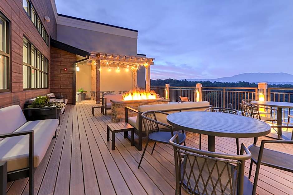 Staybridge Suites Pigeon Forge - Smoky Mtns By IHG