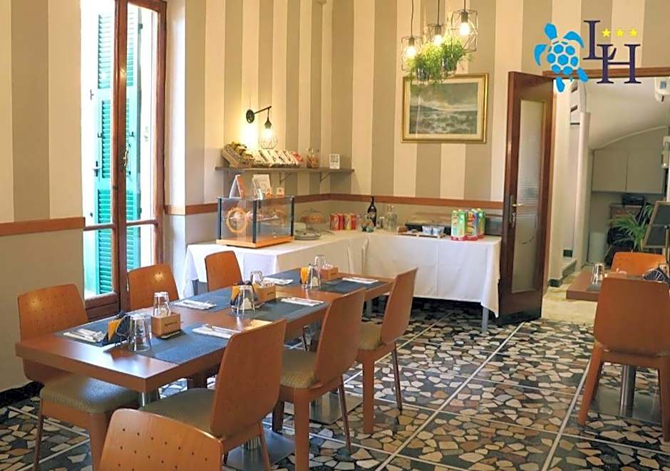 Hotel Lora RDA Luxury