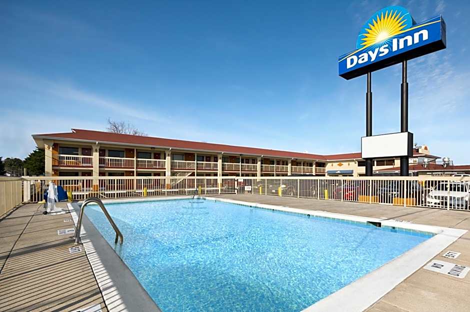 Days Inn by Wyndham Jacksonville NC