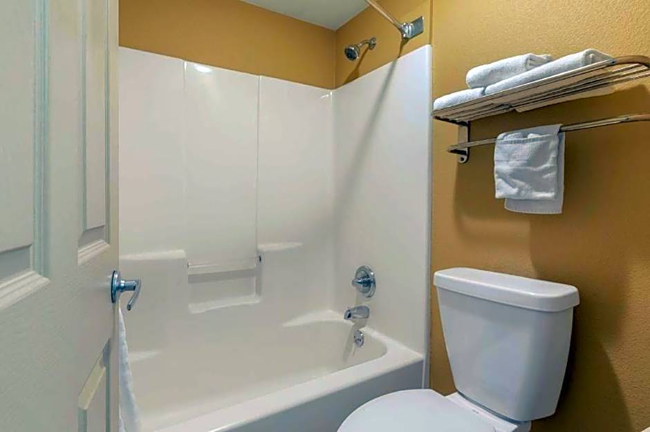 Best Western Taylor Inn