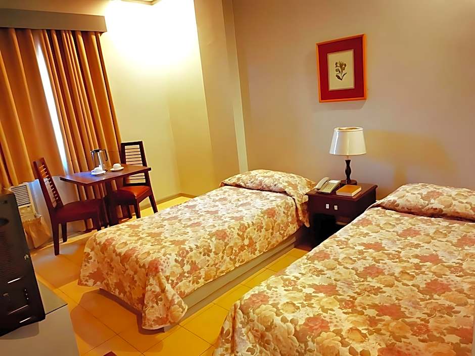 Casa Leticia Business Inn