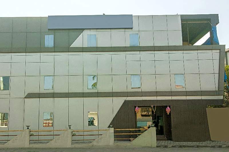 OYO 23656 Parimeet Hotel