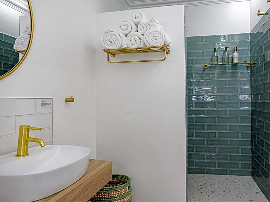 La Dolce Vita Gordon’s Bay