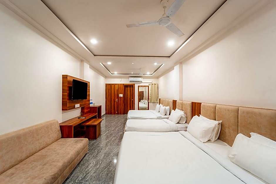Hotel Anand