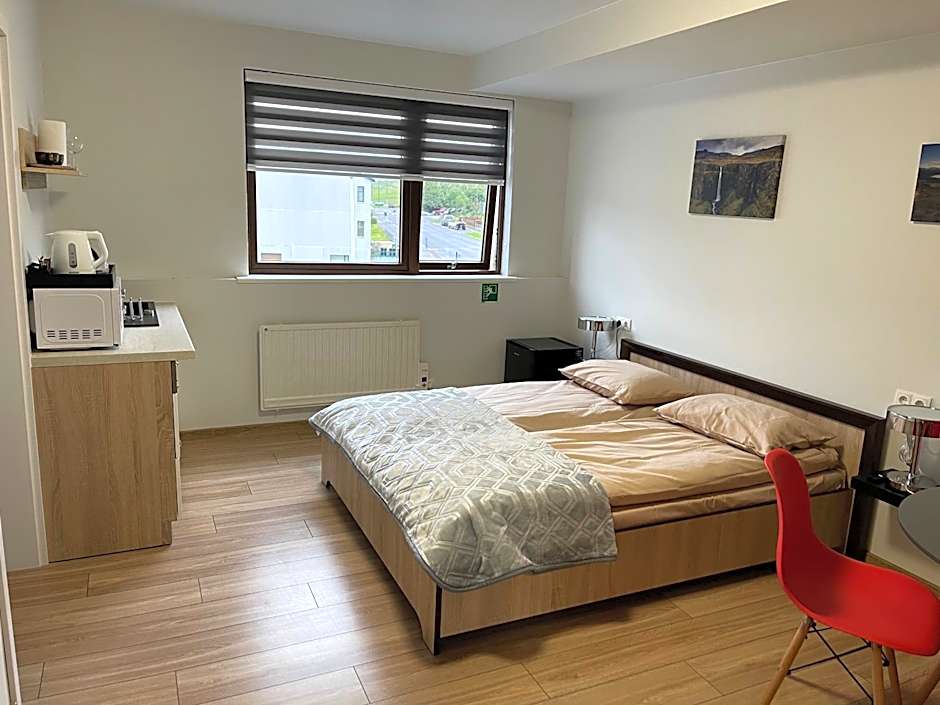Helgrindur Guesthouse