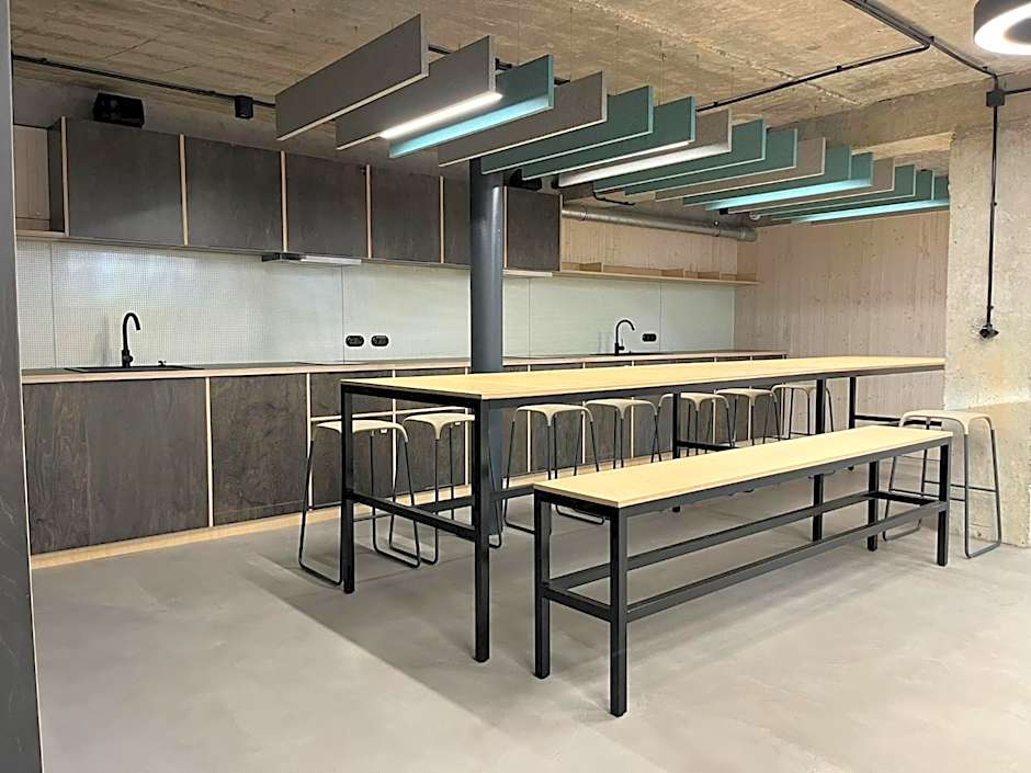 IZY STAY Hostel Bratislava