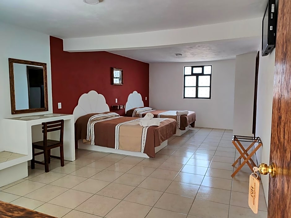 Hotel Hacienda Morales.