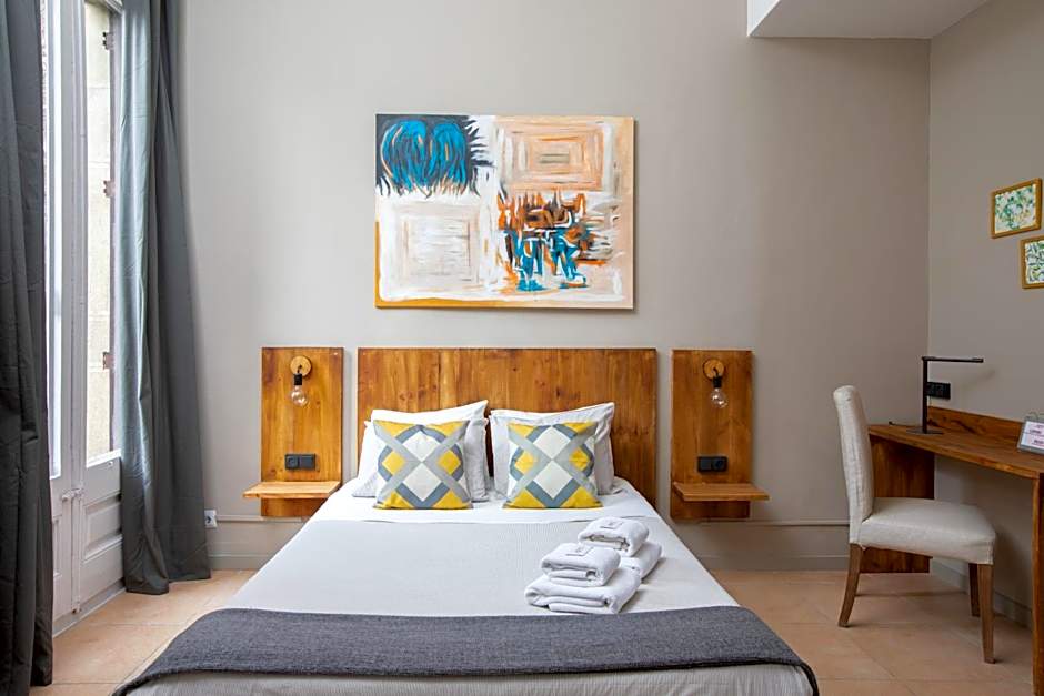 Jardinets Guest House