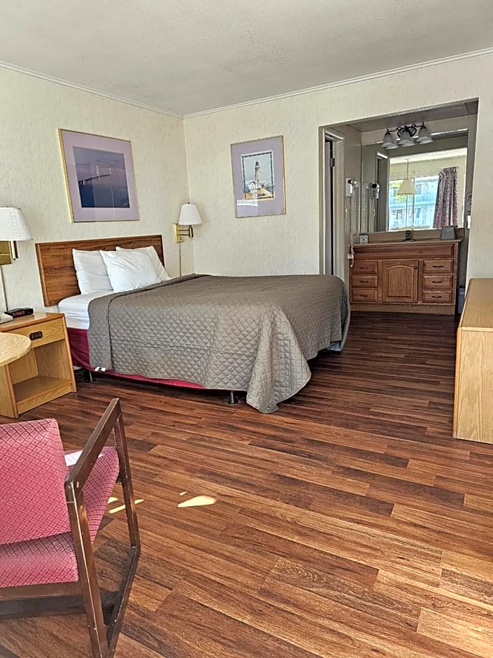 Travelodge by Wyndham Mackinaw City