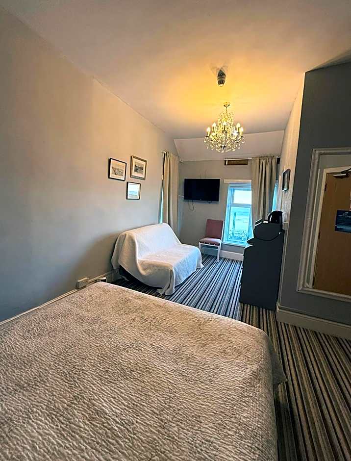 Sids restaurant and bar with rooms