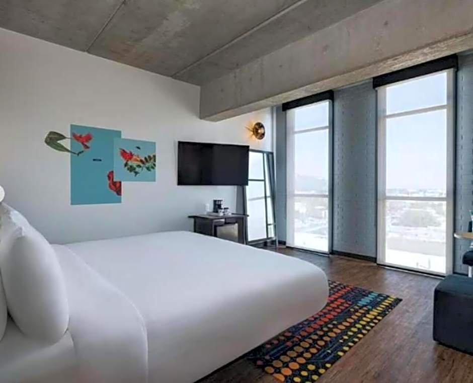Aloft Guadalajara Sur