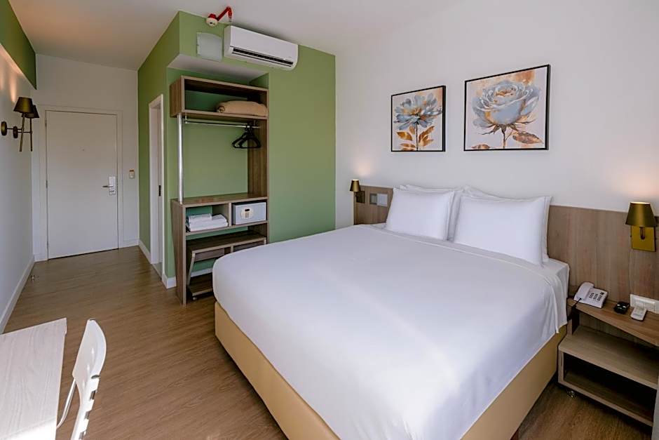 Slim Cuiabá Aeroporto by Slaviero Hotéis