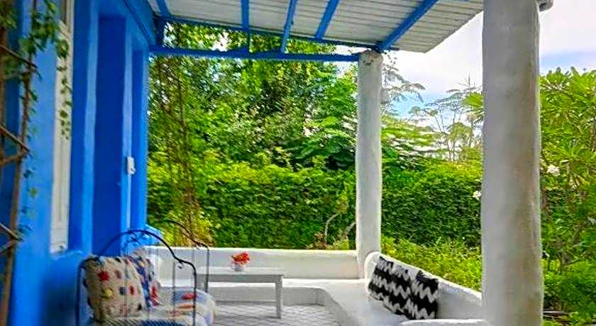 Brassiere Beach Hotel