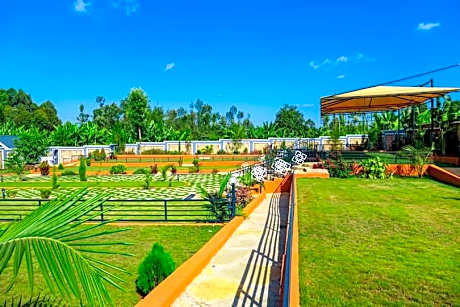 TRIPLINQ HOTEL & RESORT Nkubu- Meru