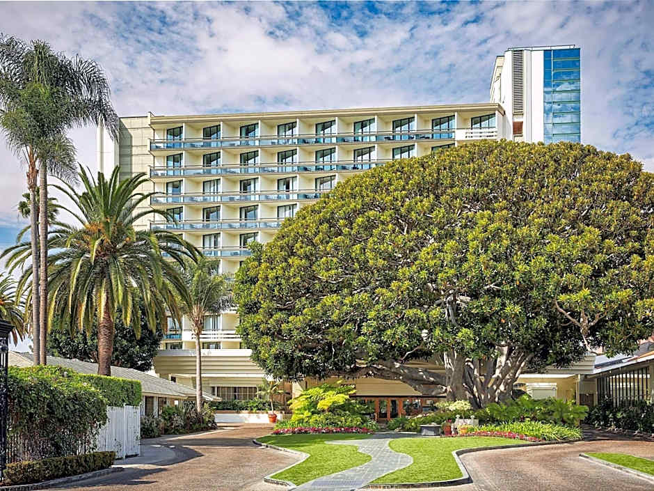 Fairmont Miramar Hotel & Bungalows