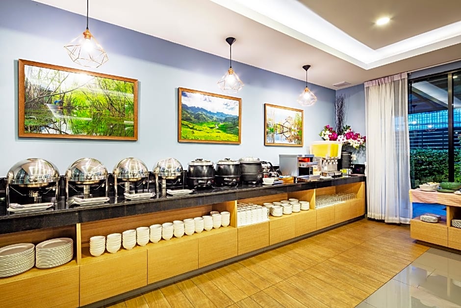 Livotel Hotel Kaset Nawamin Bangkok