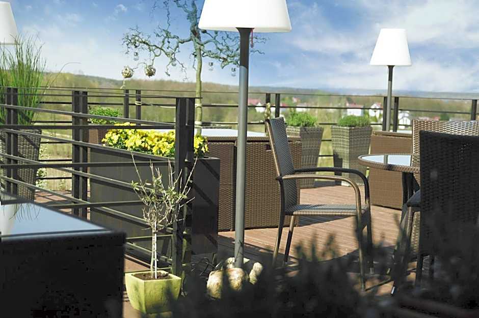 Hotel Na Skarpie - Charzykowy