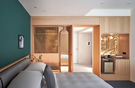 1 King Essential City View