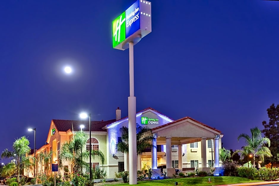 Holiday Inn Express Delano Highway 99, an IHG Hotel