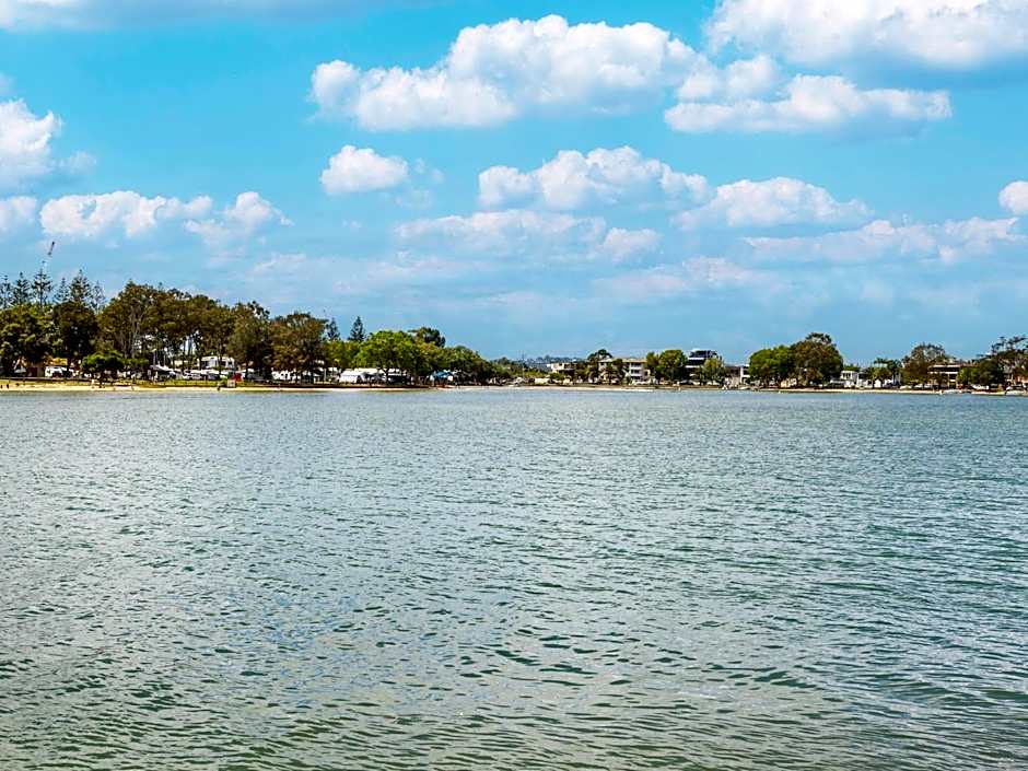 Park Towers-Goodwin Towers Holiday Units