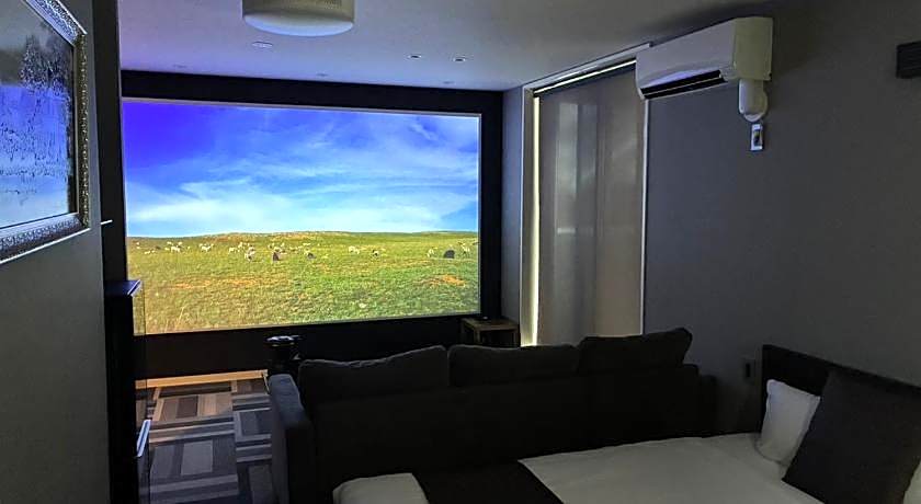 GRAND BASE Moji Nagomi