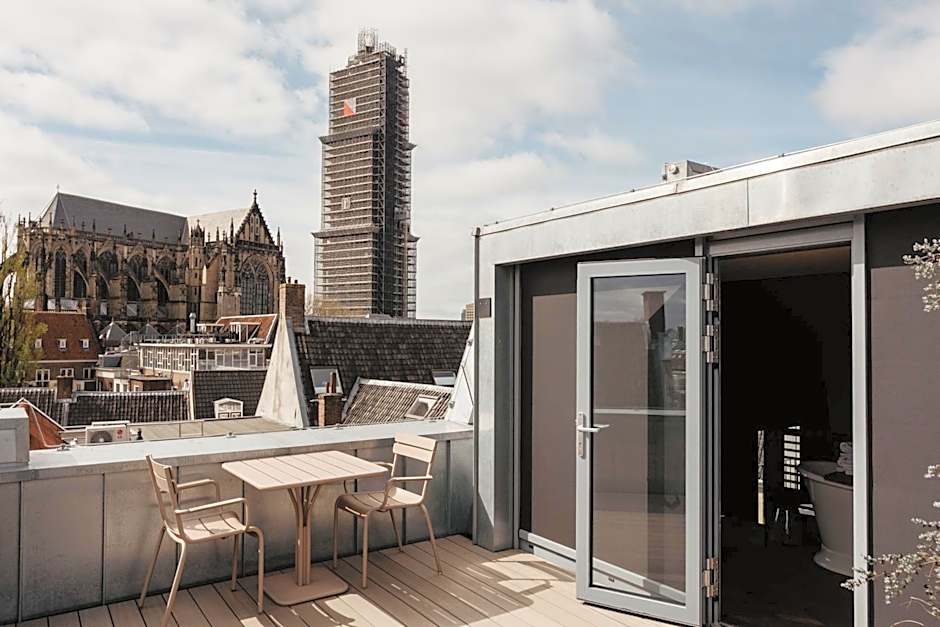 The Nox Hotel