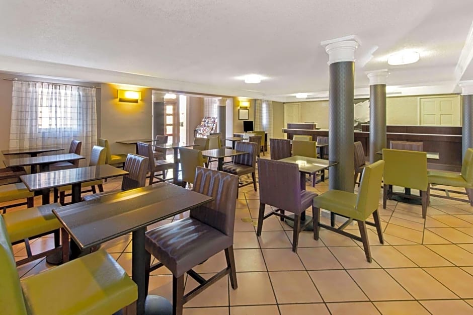 La Quinta Inn by Wyndham Santa Fe