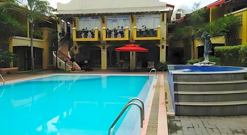 Crown Regency Residences Davao Hotel