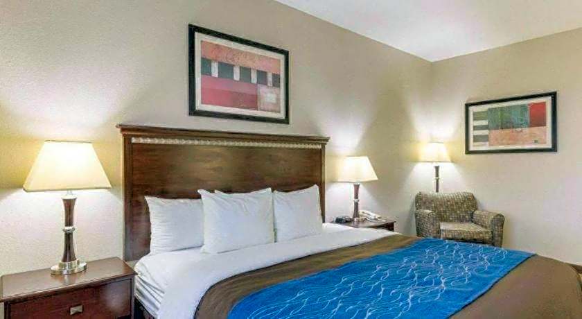 Comfort Inn & Suites Winnie