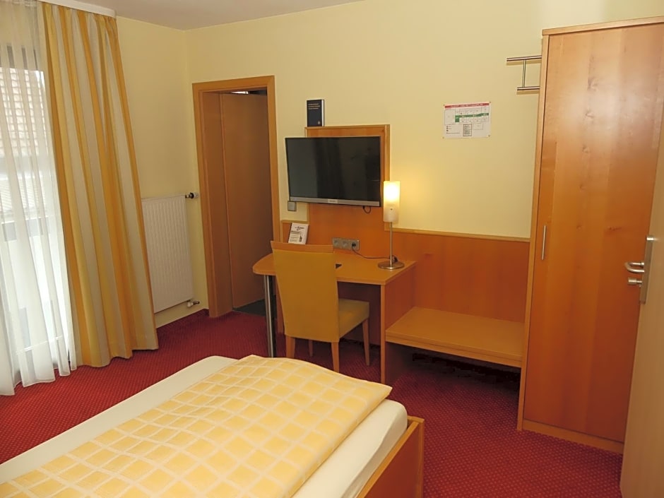 Hotel KRONE Garni