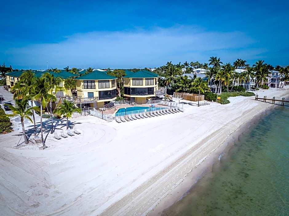 Coco Plum Beach & Tennis Club & Marina