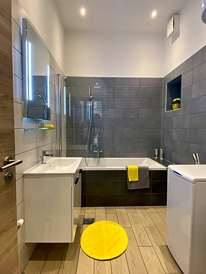 GRACIA APARTMENT HOUSE