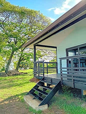 Sublime Tahiti Beach Retreat
