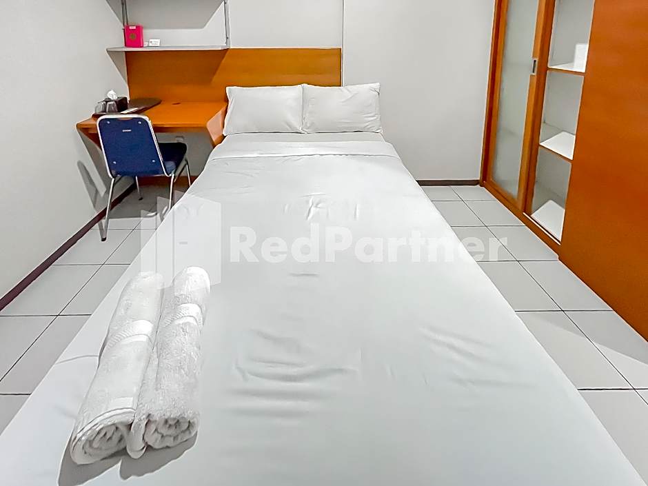 Sang Surya GuestHouse Syariah Near RS Hasan Sadikin Mitra RedDoorz