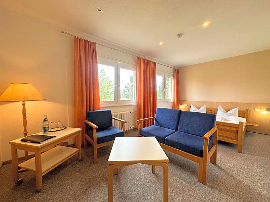 Hotel am Lärchenberg I Frühstück, WLAN, Parkplatz