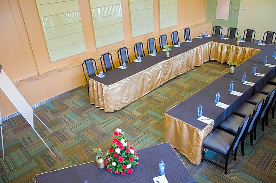 Best Western Plus Meridian Hotel