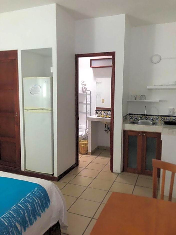 Las Mariposas Eco-Hotel & Studios