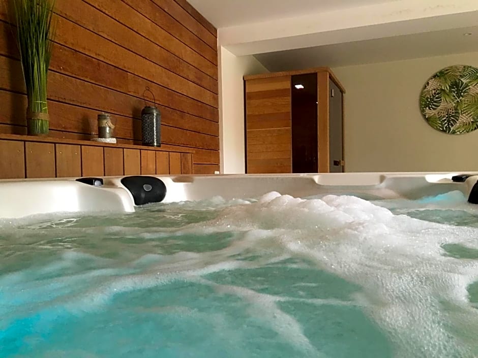 Logis Hotel La Bastide des Monges