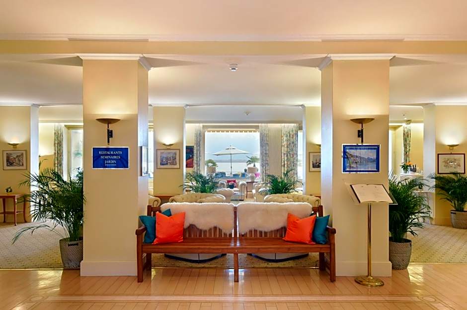 Golf Hotel René Capt